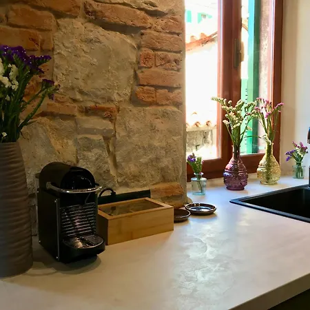 アパート Centar Diocletian's Palace スプリト